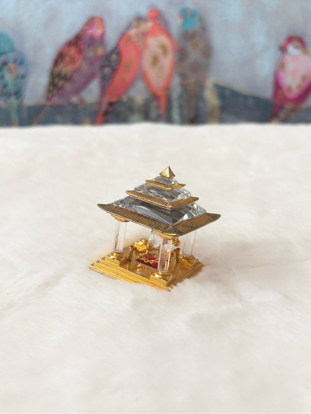 TODAY ONLY SALE! 🩷 Swarovski Crystal Figurine Gold Japanese Temple - Picture 3 of 6